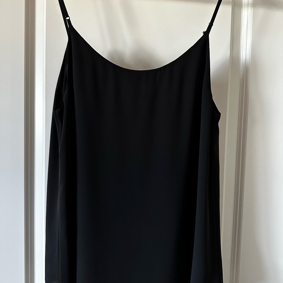 Babaton (Aritzia) Everly Camisole - Picture 6 of 7